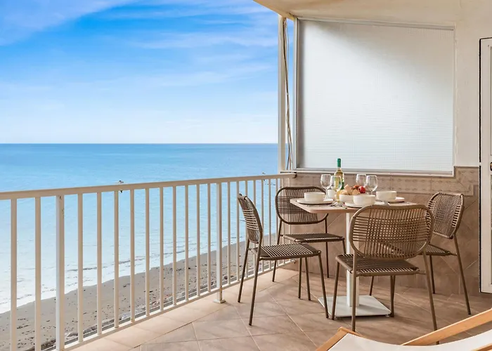 Vista Mar Y Sol Apartment *